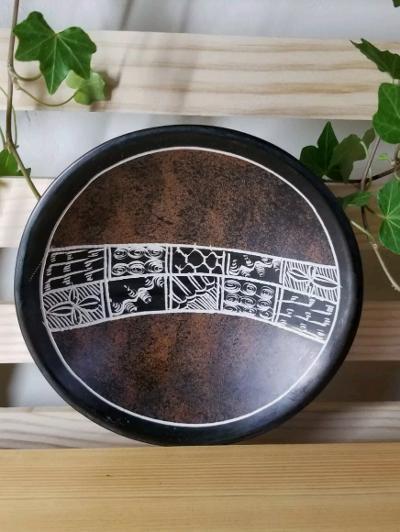 Decorative Hand carved Soapstone Bowl/Plate