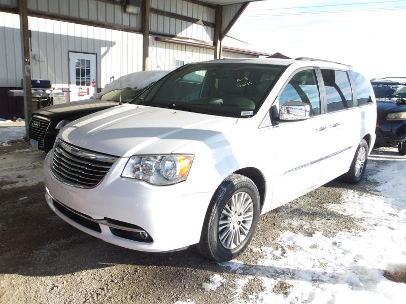 A3 - 2015 Chrysler Town & Country