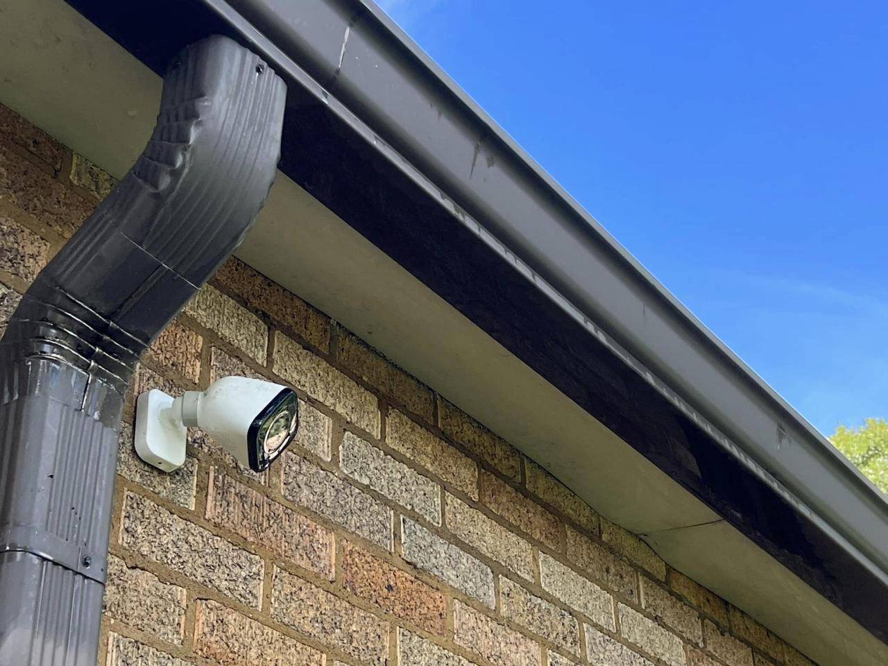 Gutter Cleaning & Brightening