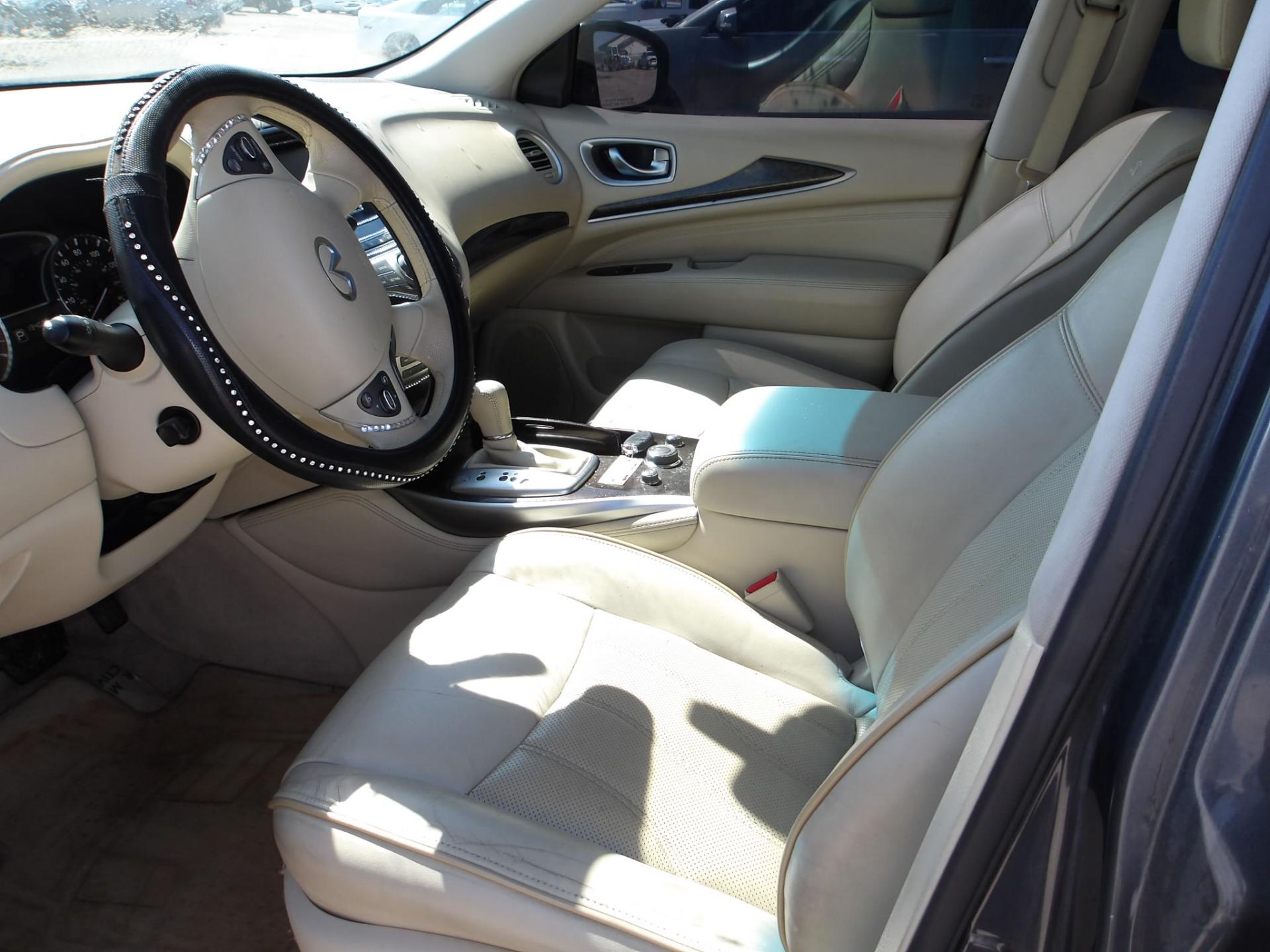 C1 - 2013 Infiniti JX35 REPO