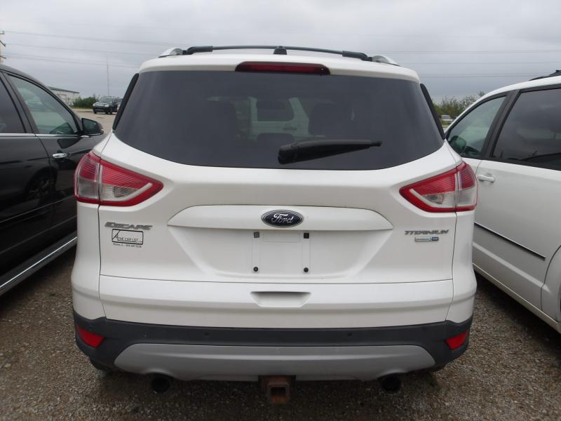 D26 - 2013 Ford Escape Titanium