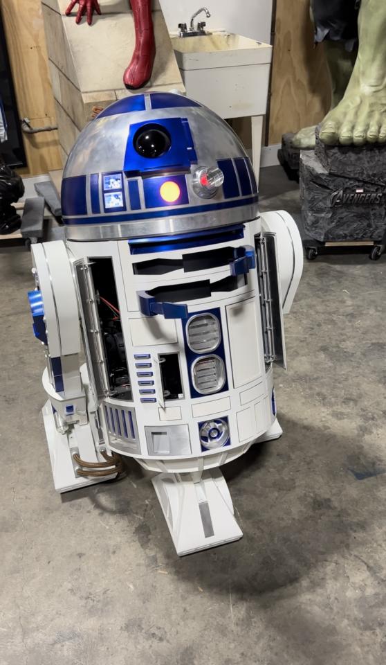 Life Size Star Wars Aluminum Remote Controlled R2D2