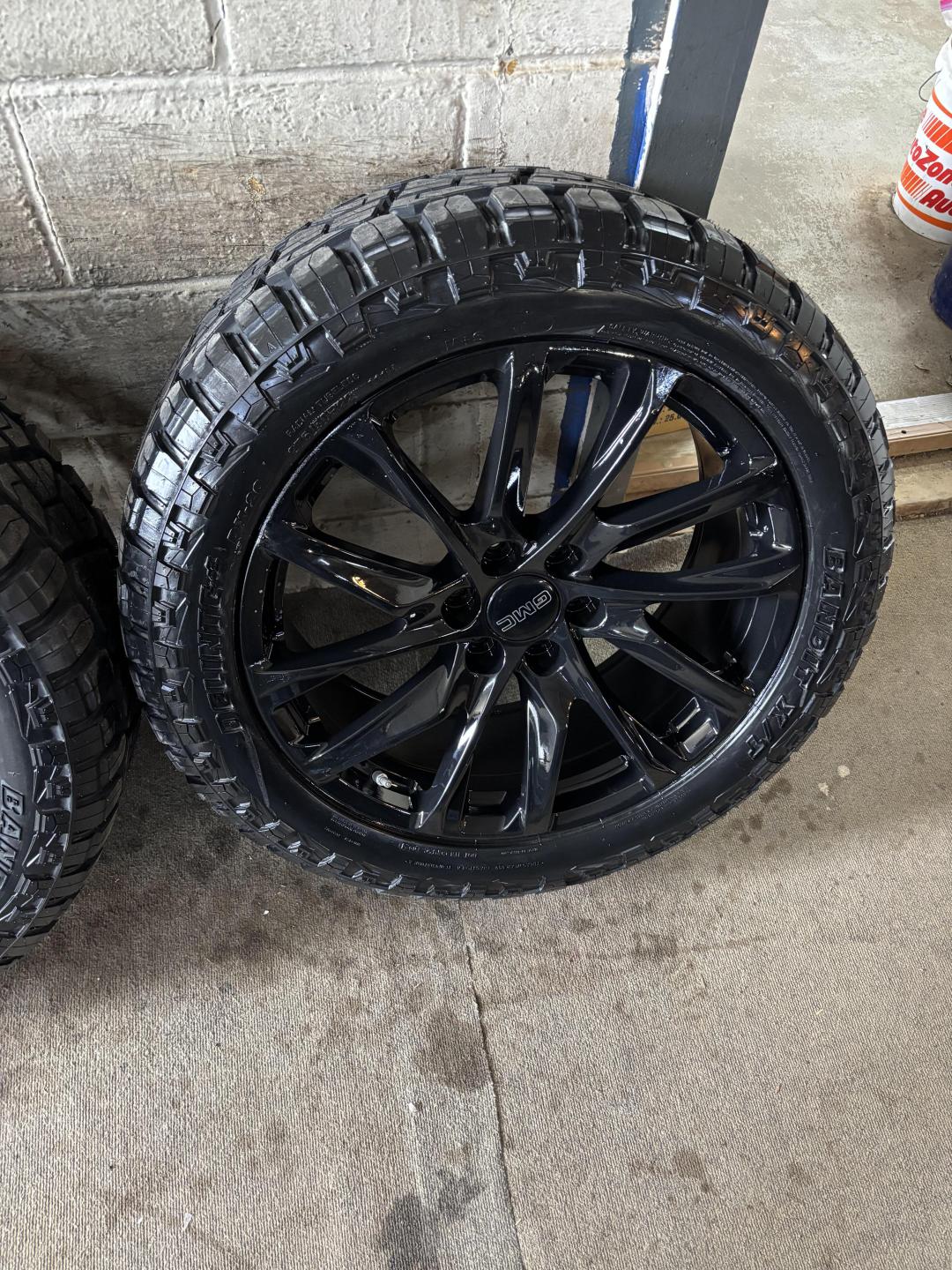 GMC 22” Wheels and Tires