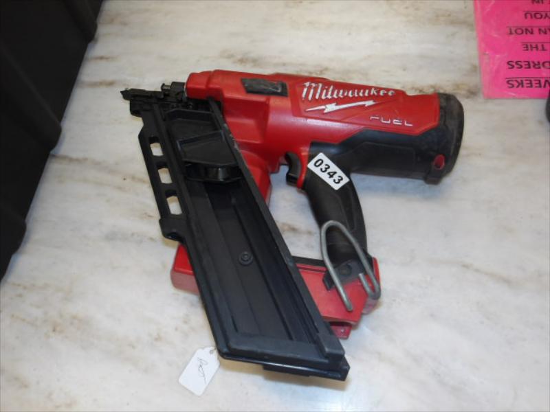 343 MIWAUKEE NAIL GUN