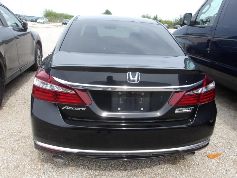 D22 - 2017 Honda Accord Sport SE