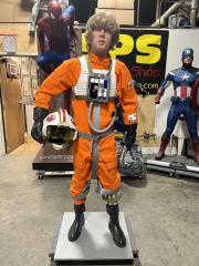 Life Size Star Wars Luke Skywalker X-Wing Fighter Pilot