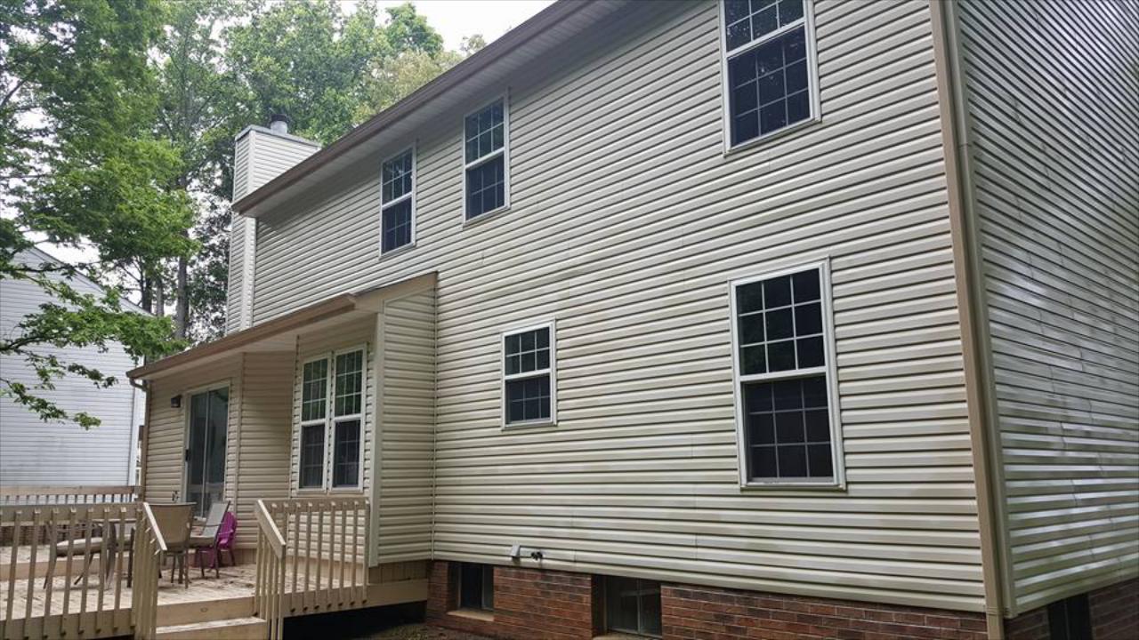 We use high-pressure and low-pressure soft washing techniques to safely clean roofs, sididing, driveways, walkways, decks, and fences.