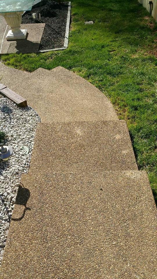 From driveways to landscaping and patios to walkways, we'll help remove slime and grime from all types of pavement and concrete.