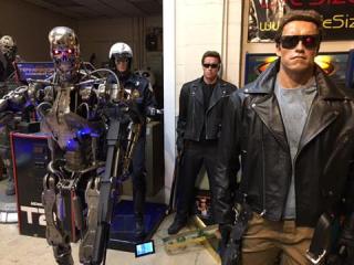 Life Size Terminator T1 Arnold Schwarzenegger