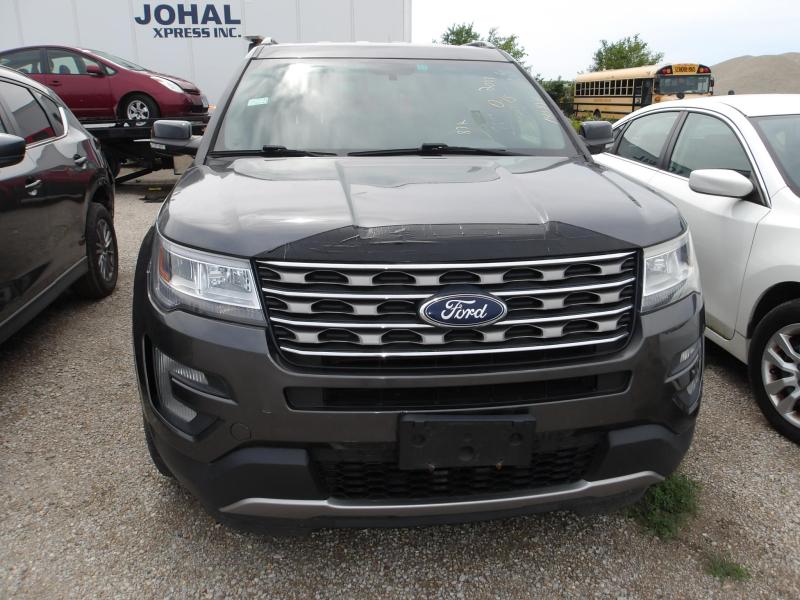 D15 - 2017 Ford Explorer XLT