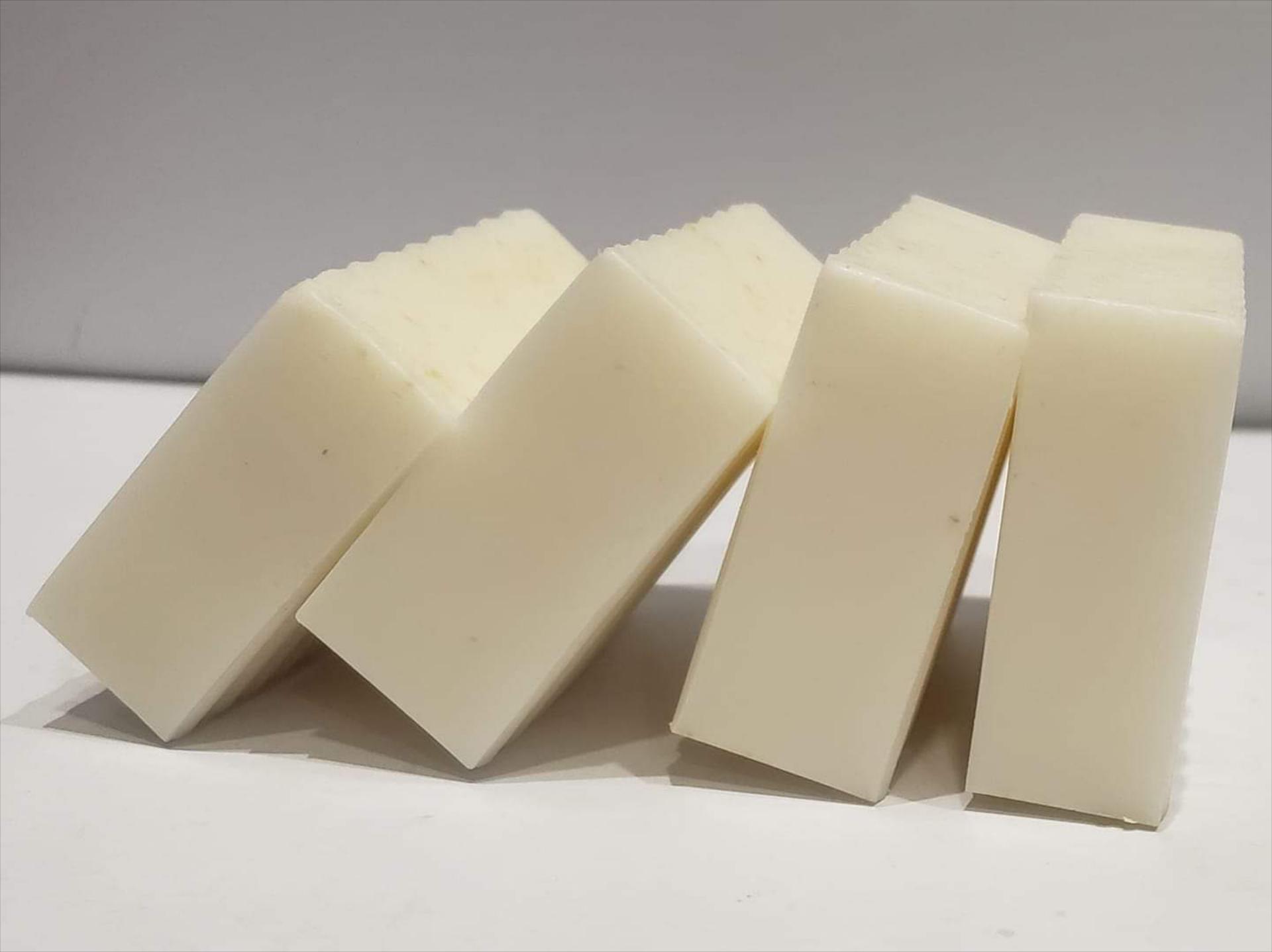 GOAT'S MILK SOAP BAR