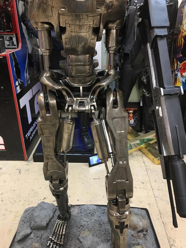 Sideshow Terminator T-800 Second Version Endoskeleton