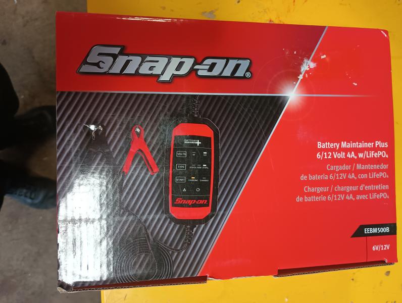 Snap On Battery Maintainer New In Box