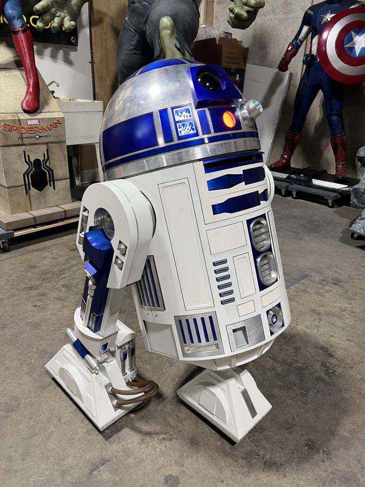 Life Size Star Wars Aluminum Remote Controlled R2D2