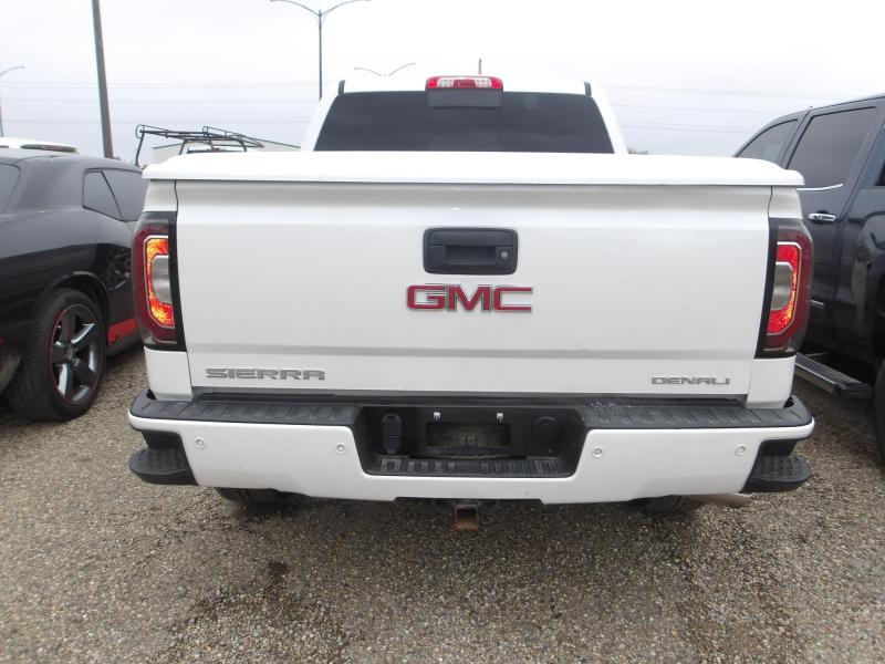 D3 - 2018 GMC Sierra Denali