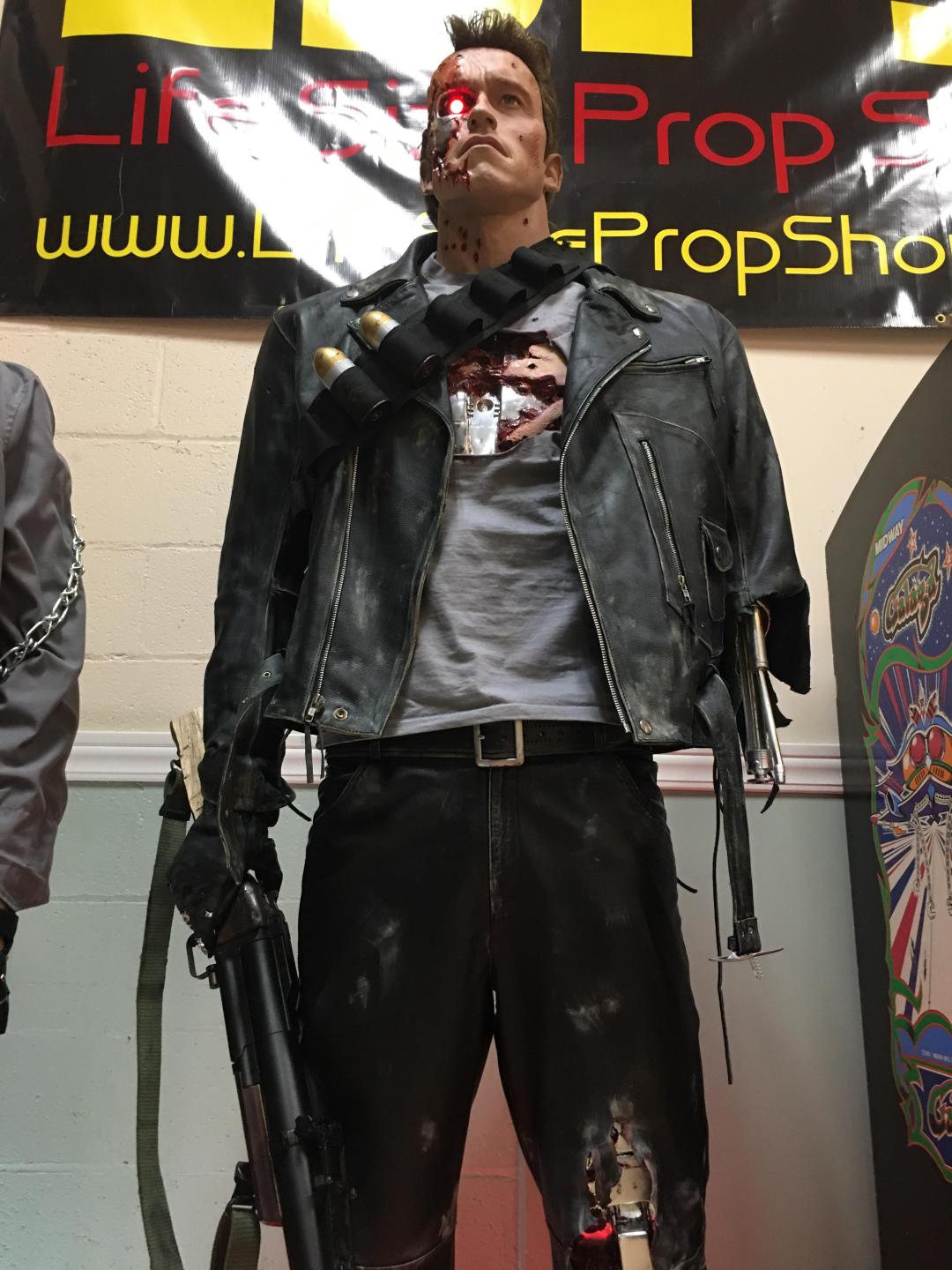 T2 Terminator Battle Damaged Arnold Schwarzenegger