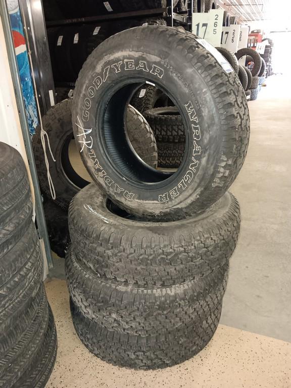 P235/75R15 Goodyear Wrangler Radial Tires Set of 4