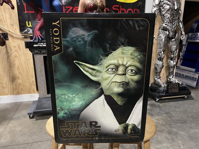 Life Size Sideshow Star Wars Yoda Bust