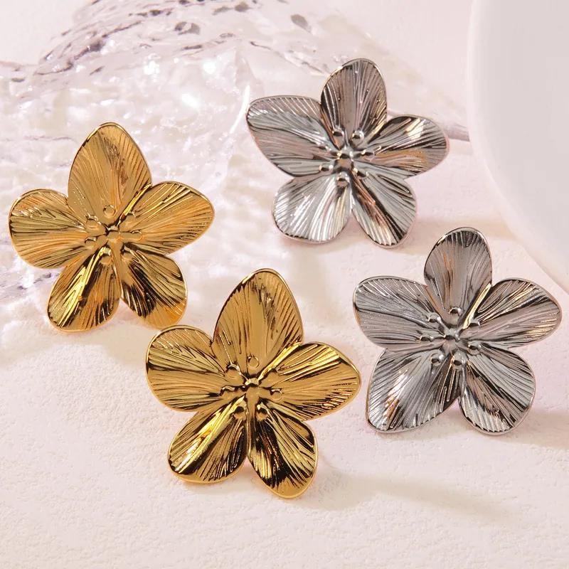 Flower Stud Earrings