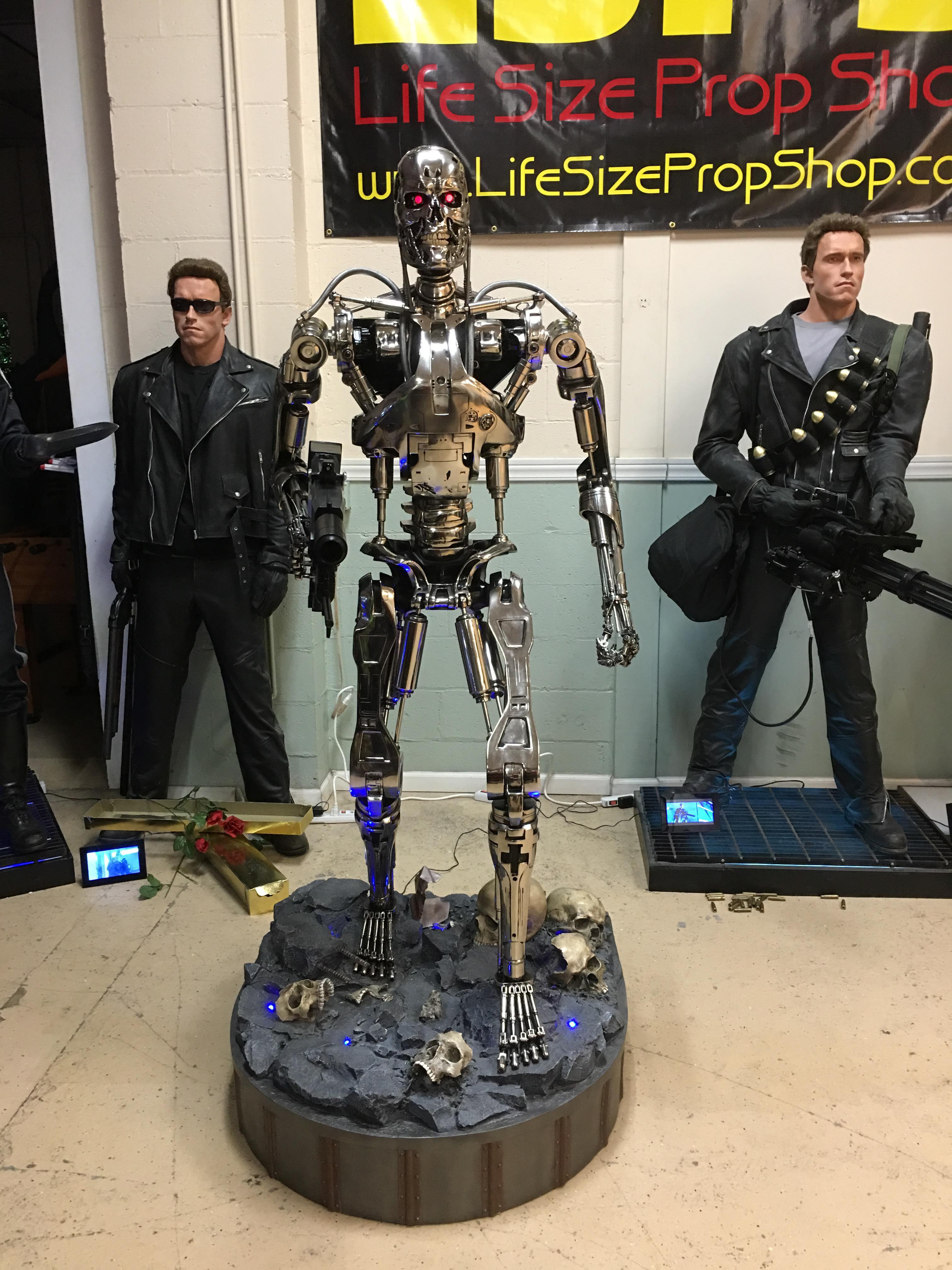 Sideshow T Sideshow Terminator T-800 First Version Endoskeleton