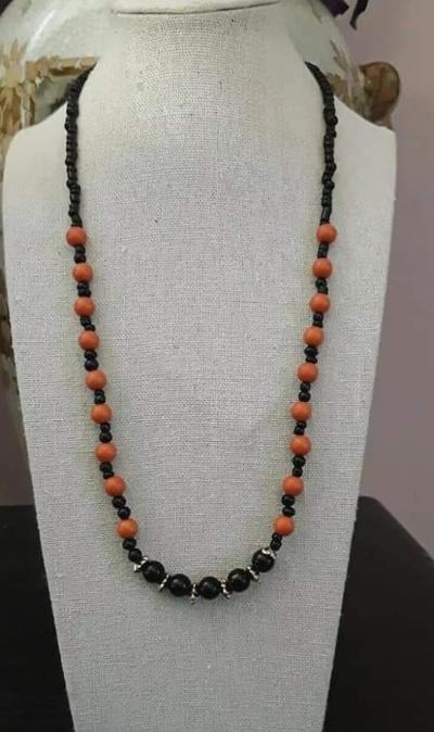 Glass and Wood Beads Necklace
