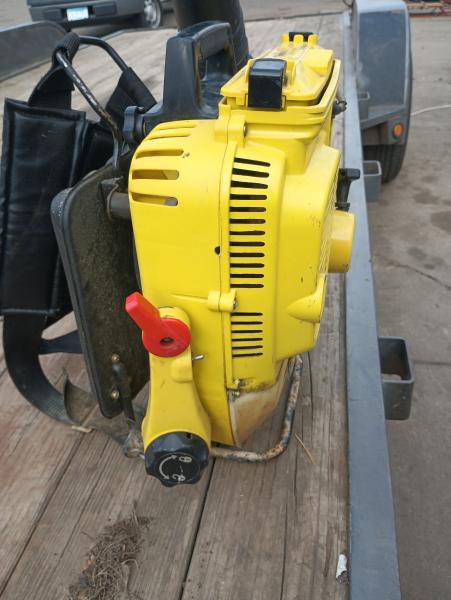 John Deere Gas Powered Backpack Blower