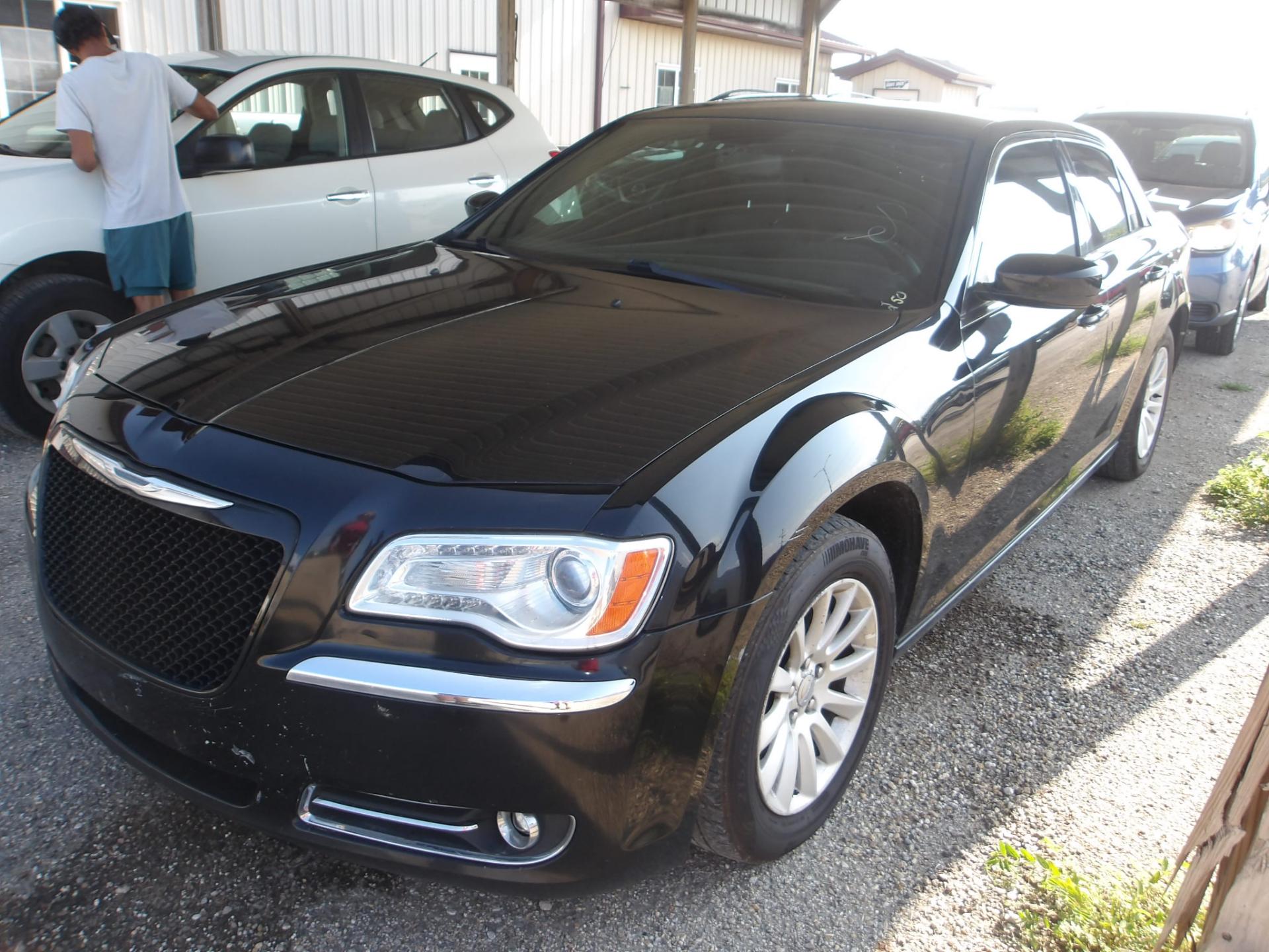 A43 - 2014 Chrysler 300 Touring