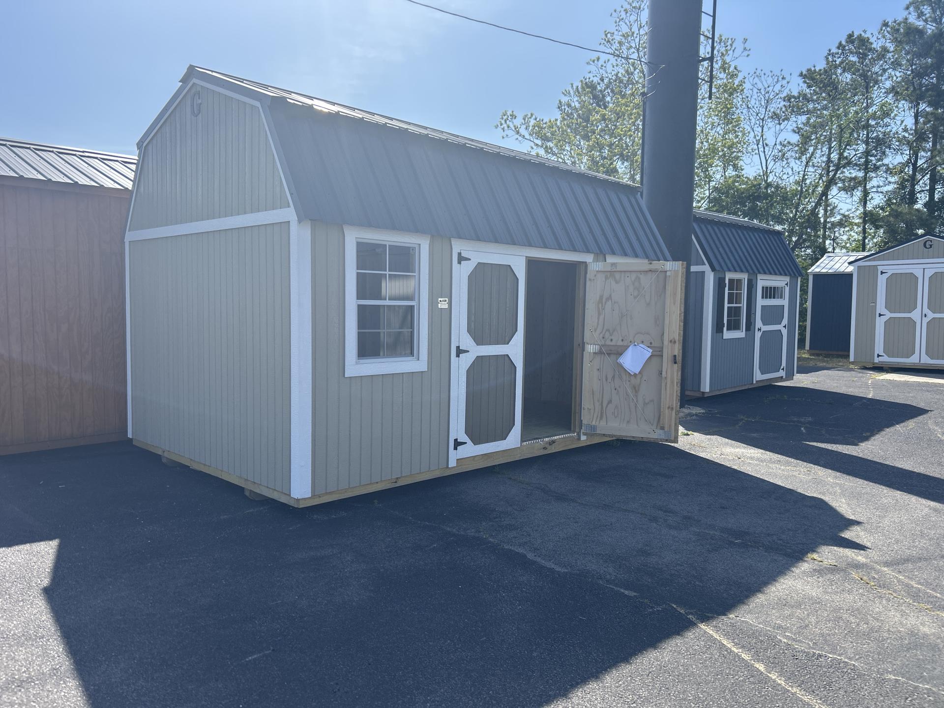 10x16 SIDE LOFTED BARN