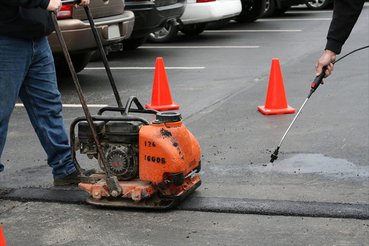 Asphalt Repair - Crack Filling and Patching