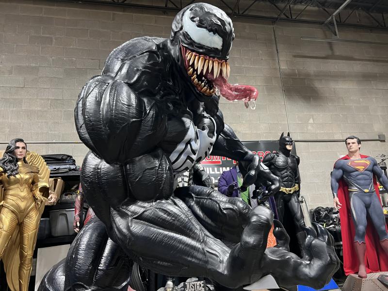 Marvel Beast Kingdom Venom