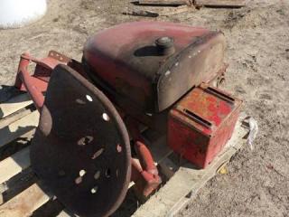 International Super MD Tractor Tins - Isanti, MN