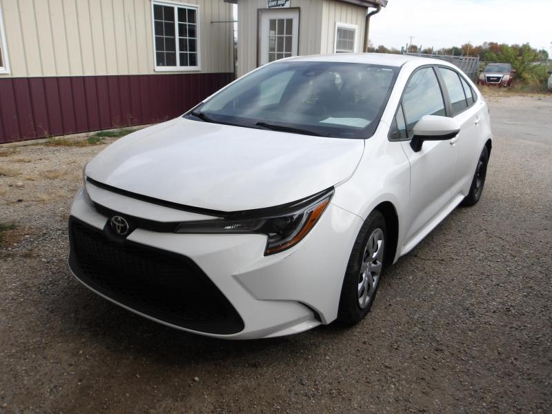 D8 - 2021 Toyota Corolla LE