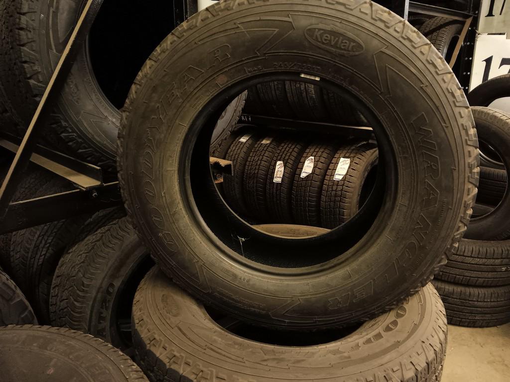 245/75R17 Goodyear Wrangler with Kevlar Tires Set of 4