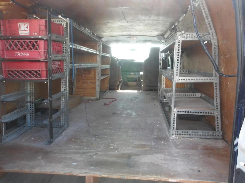 D38 - 2014 Ford E250