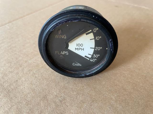 Cessna 172, 175 Flap Position Gauge. 12 Volt. Used.