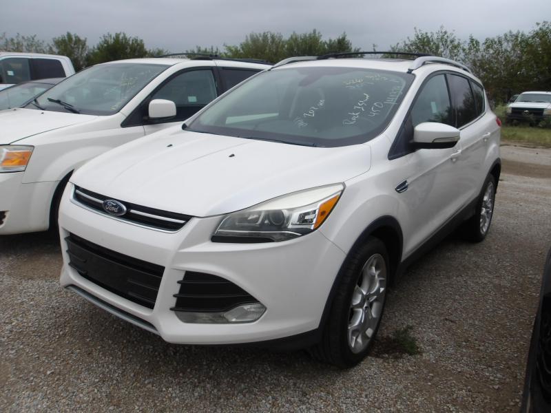 D26 - 2013 Ford Escape Titanium