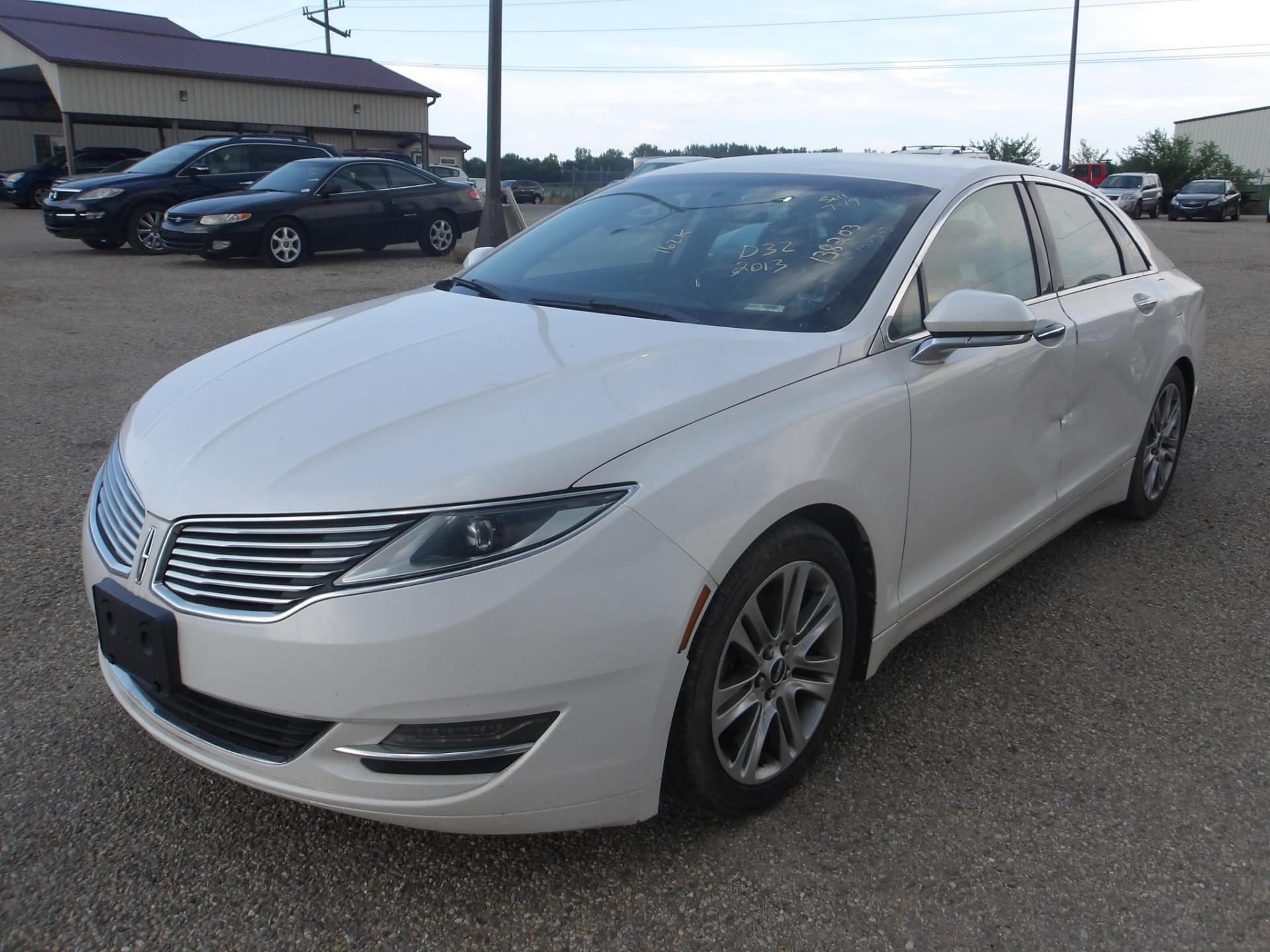 D32 - 2013 Lincoln MKZ