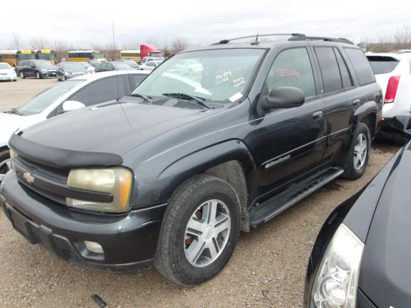 A89- 2004 CHEVROLET TRAILBLAZER