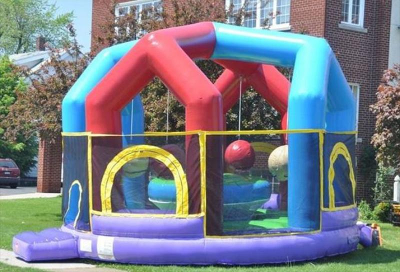 Wrecking Ball Extreme With Jousting