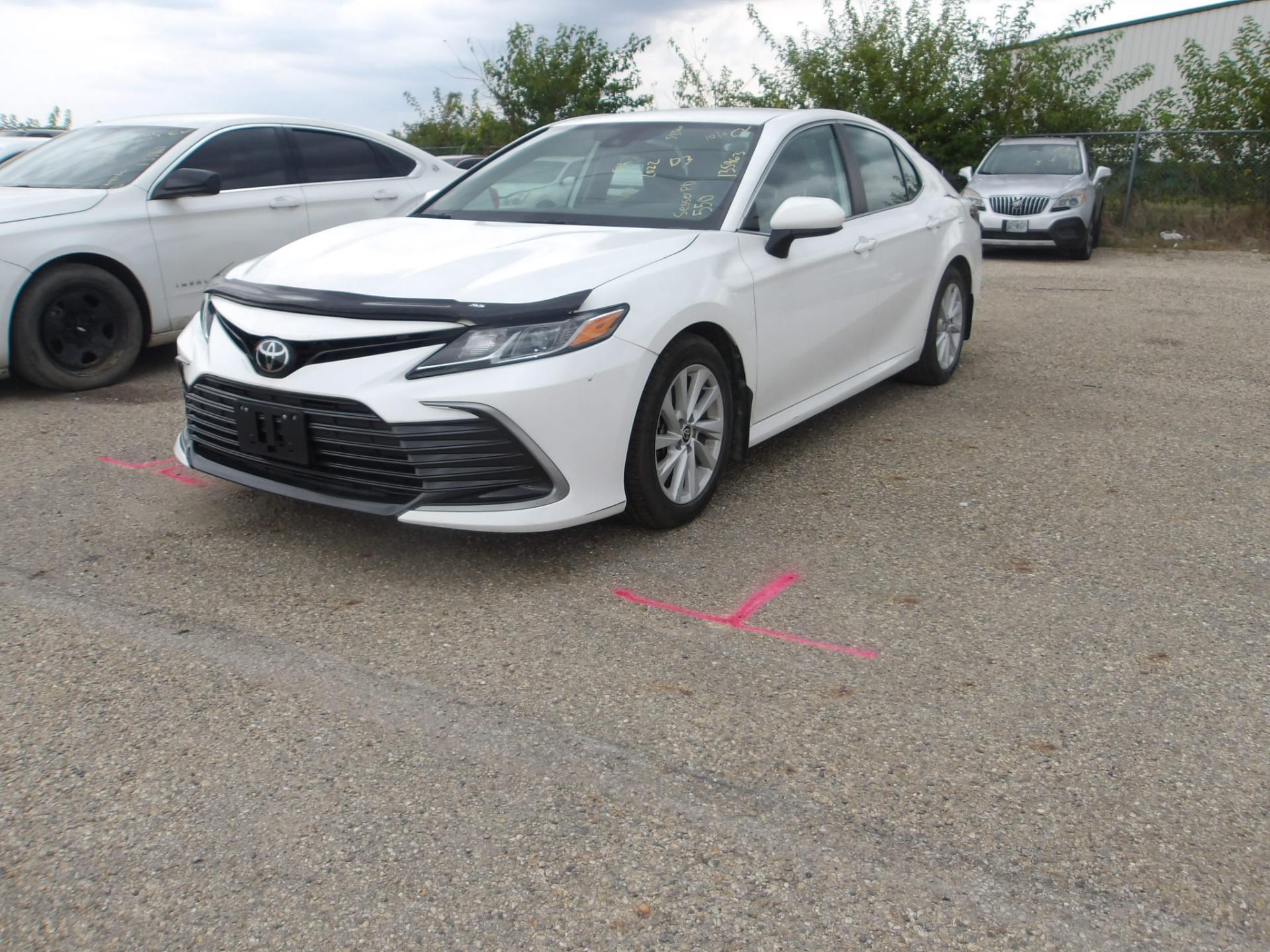 D3- 2022 TOYOTA CAMRY LE