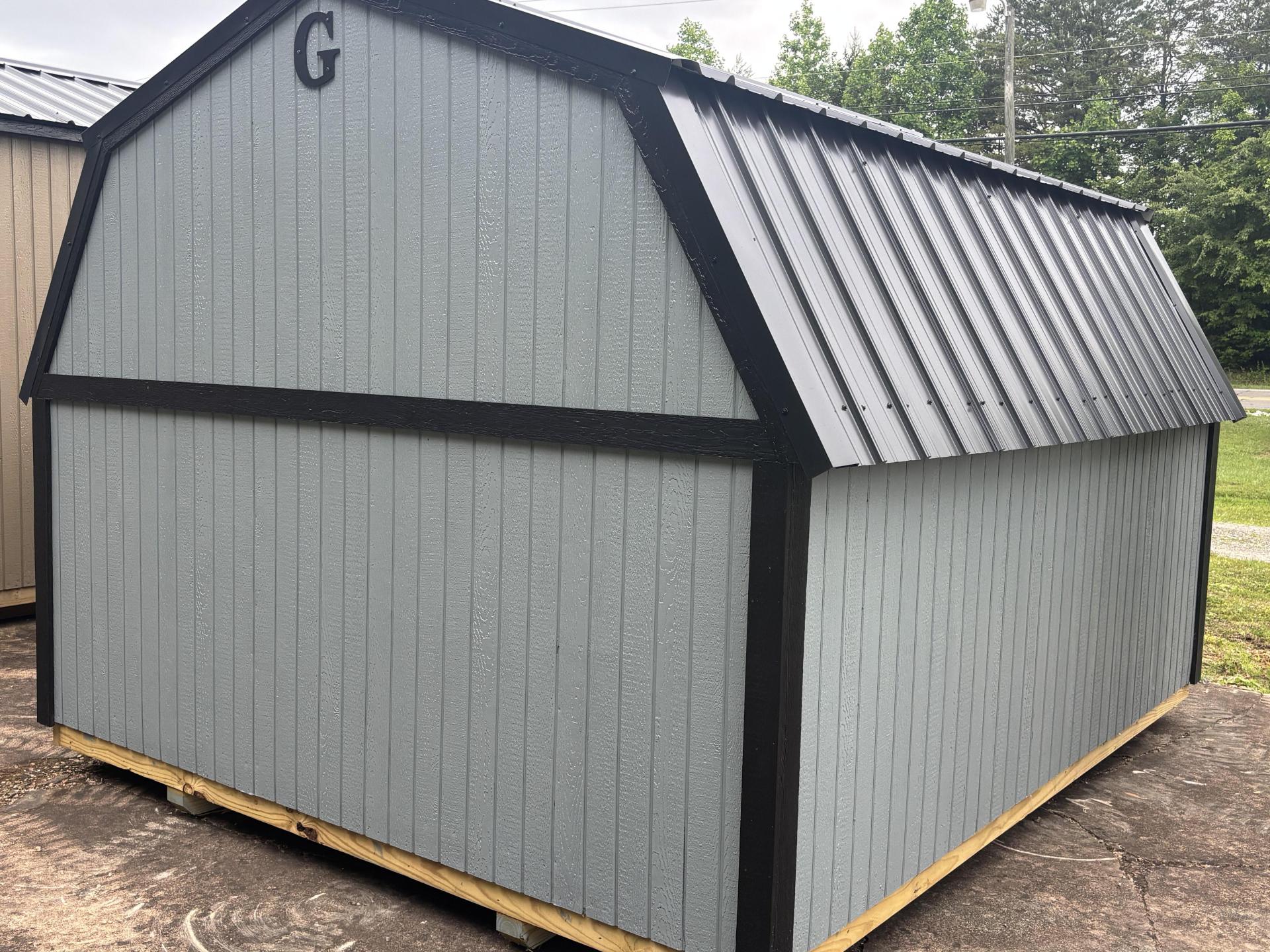 10x12 Barn
