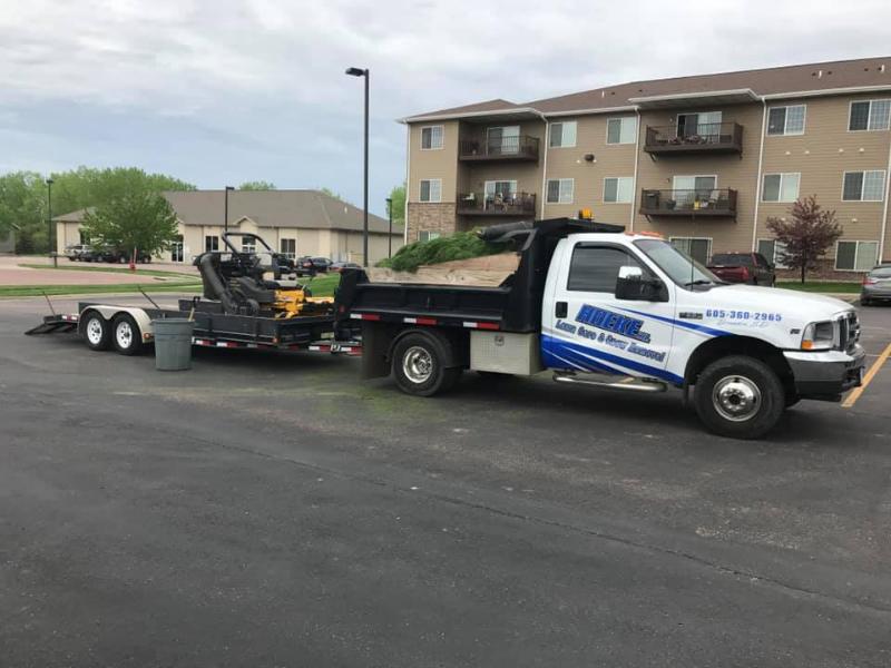 HOEKEco. Lawn Care &amp; Snow Removal offers honest, reliable lawn care and snow removal services for residential, retail, and commercial properties in the Brandon, SD area.&nbsp;