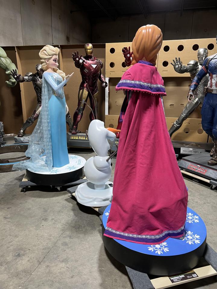 Life Size Frozen Anna, Elsa and Olaf