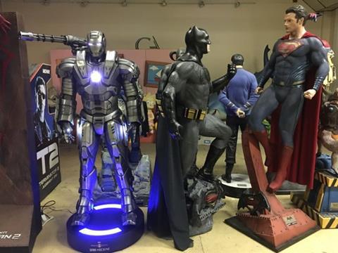 Life Size Marvel Avengers Ironman War Machine