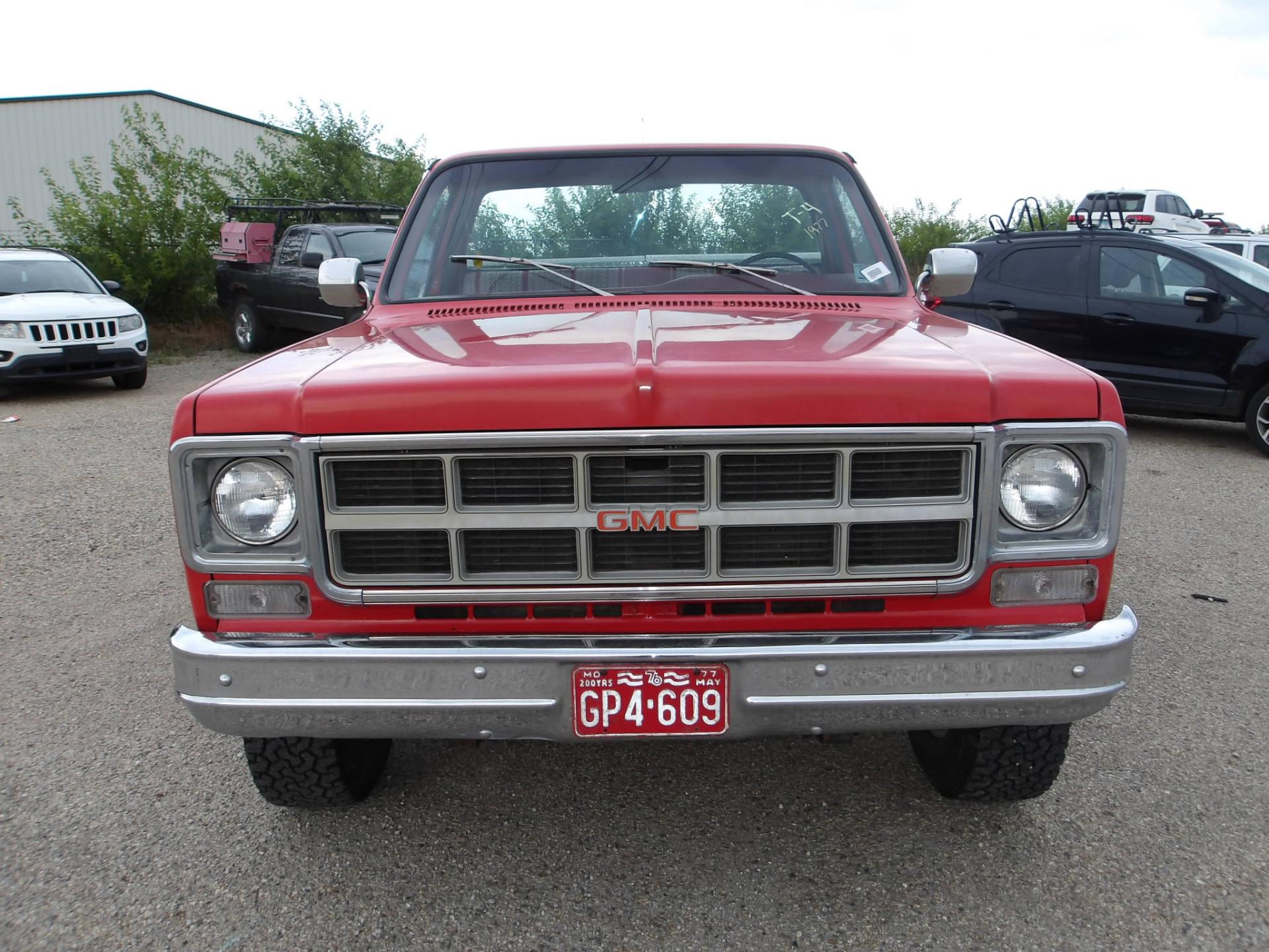 T4- 1977 GMC Sierra 2500