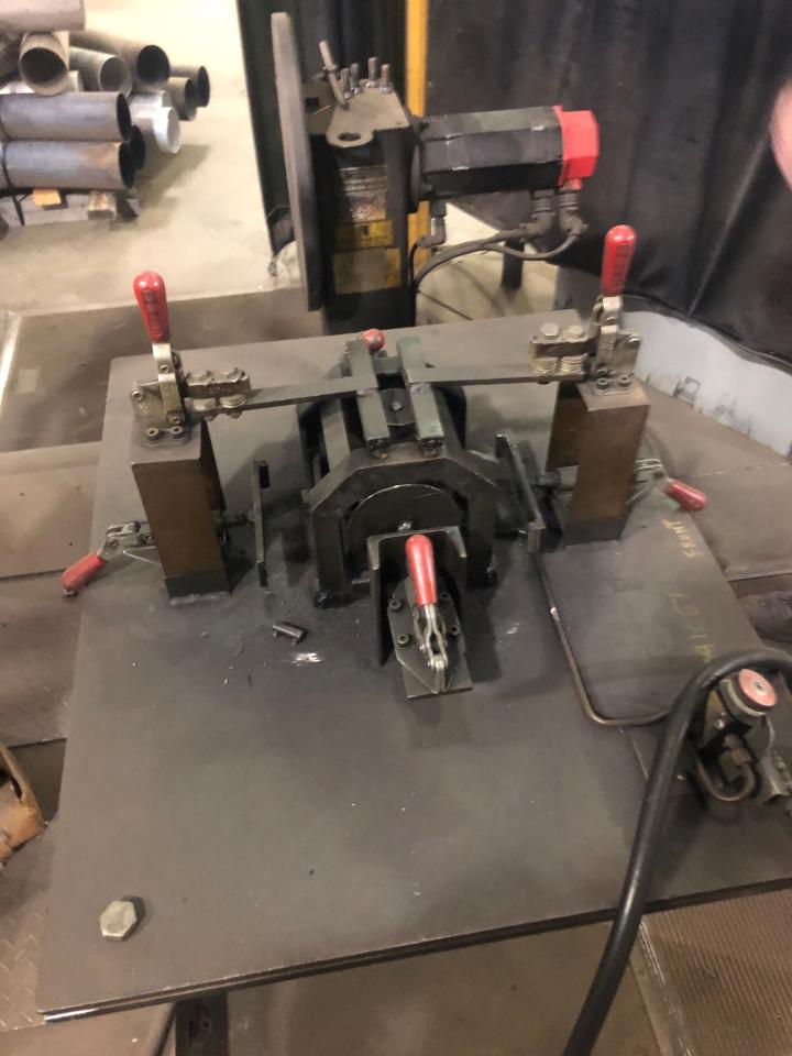 Fanuc ARC Mate 100 Weld Cell with 7th Axis