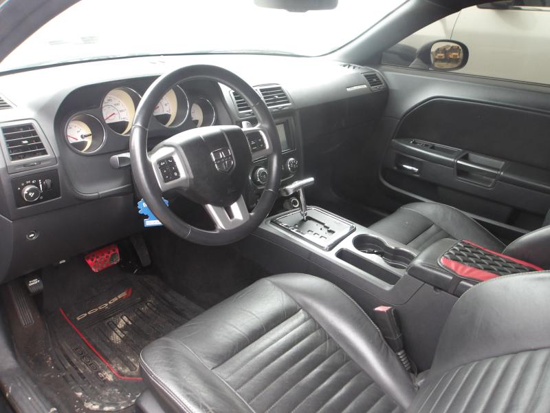 D2 - 2012 Dodge Challenger SXT