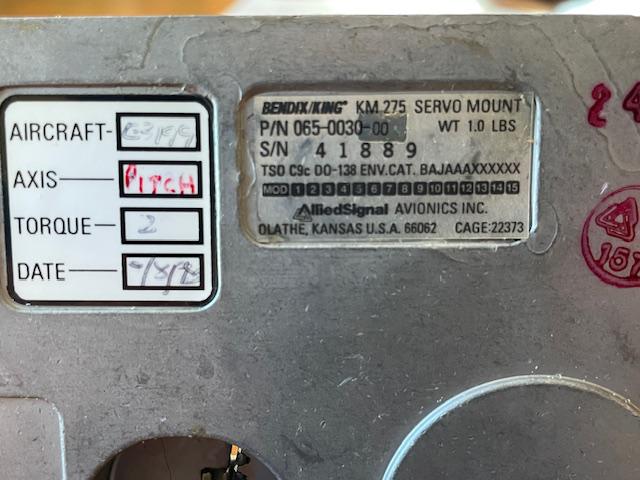 King KM 275 Autopilot PITCH Servo Mount. Used.