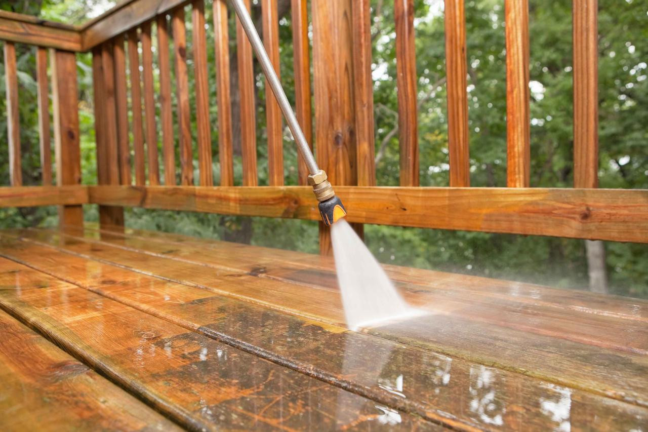 Wood Staining for decks and fences