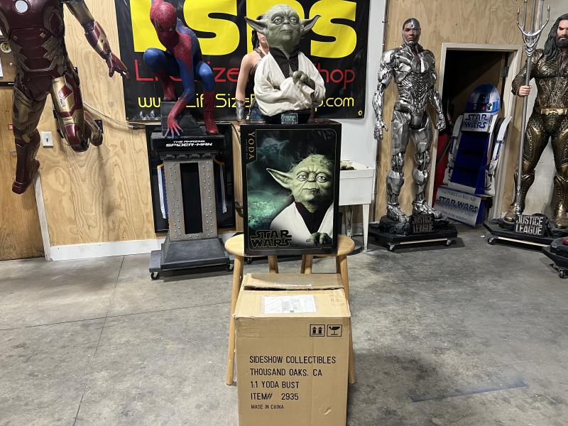Life Size Sideshow Star Wars Yoda Bust
